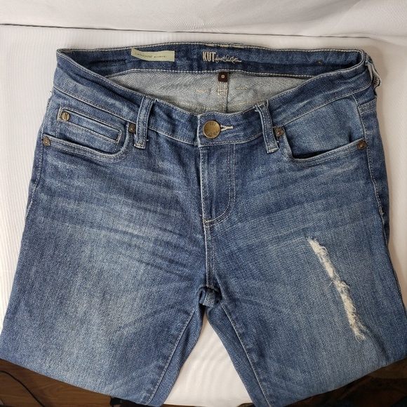 Kut From The Kloth Catherine Boyfriend Distressed - Picture 2 of 5